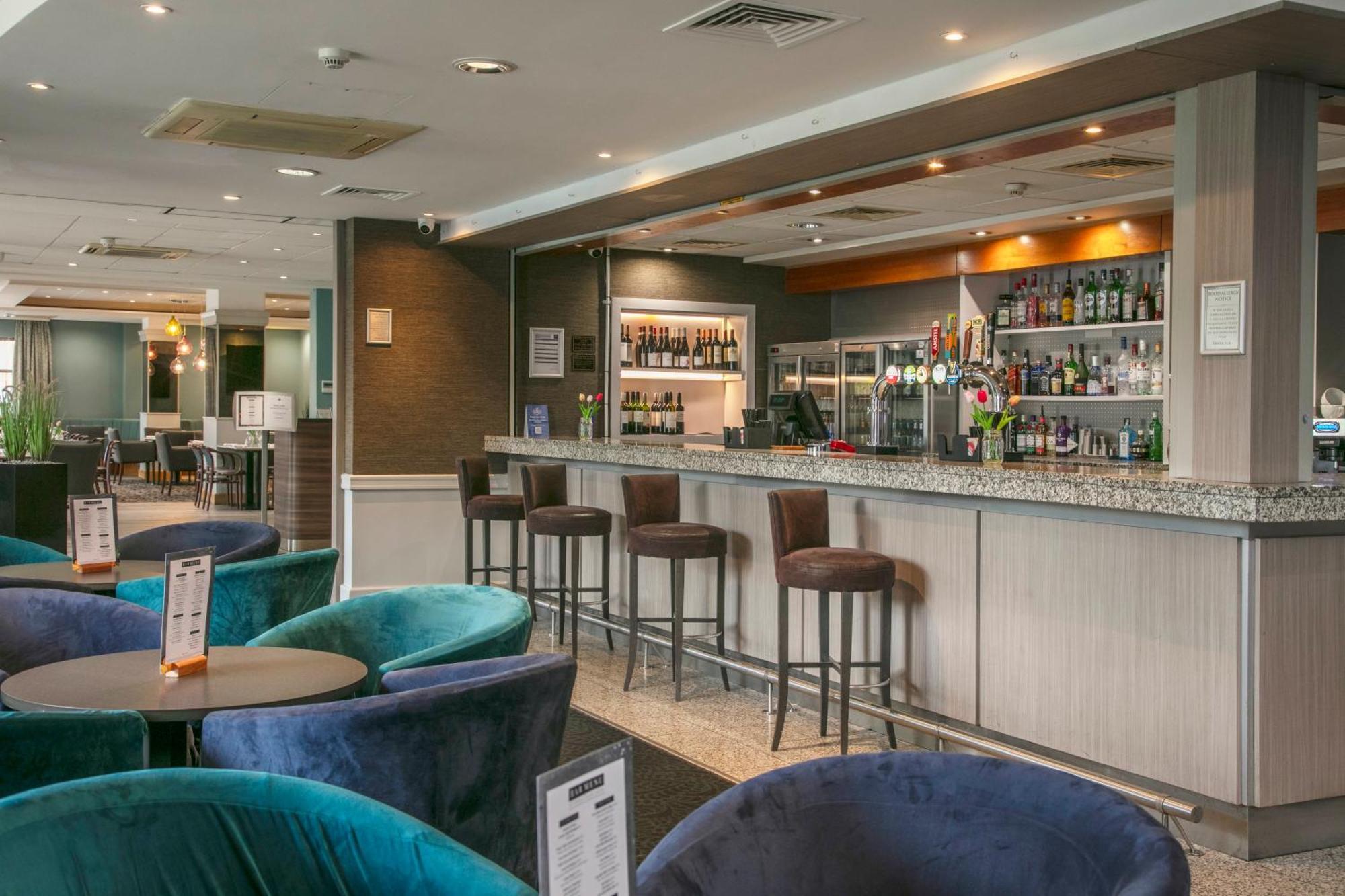Cresta Court Hotel Altrincham Exteriér fotografie