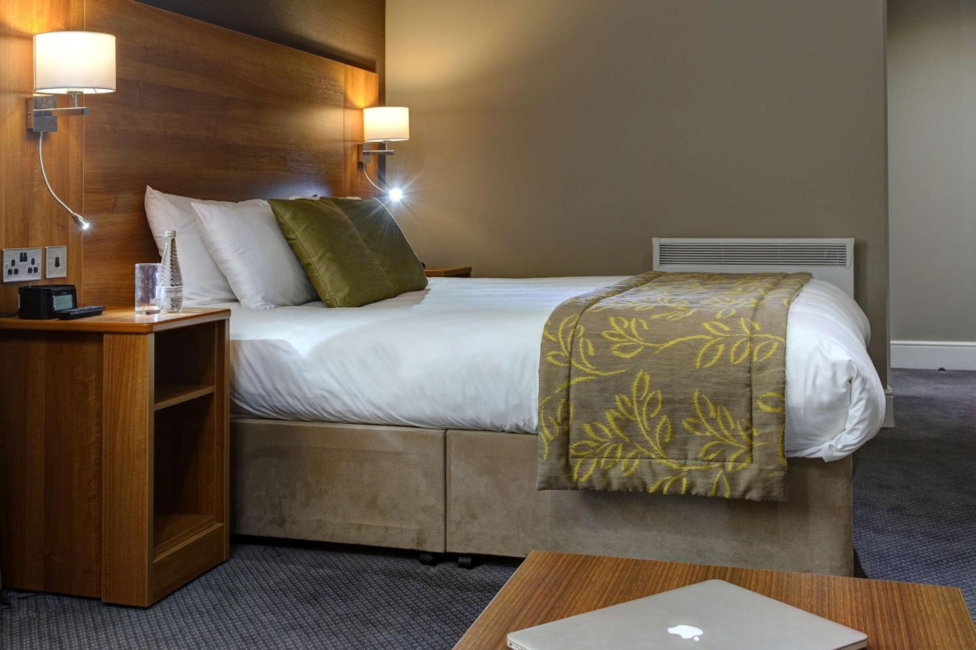 Cresta Court Hotel Altrincham Exteriér fotografie
