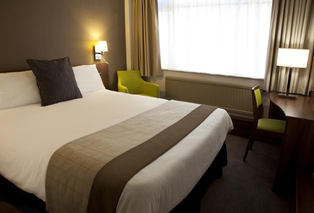 Cresta Court Hotel Altrincham Exteriér fotografie