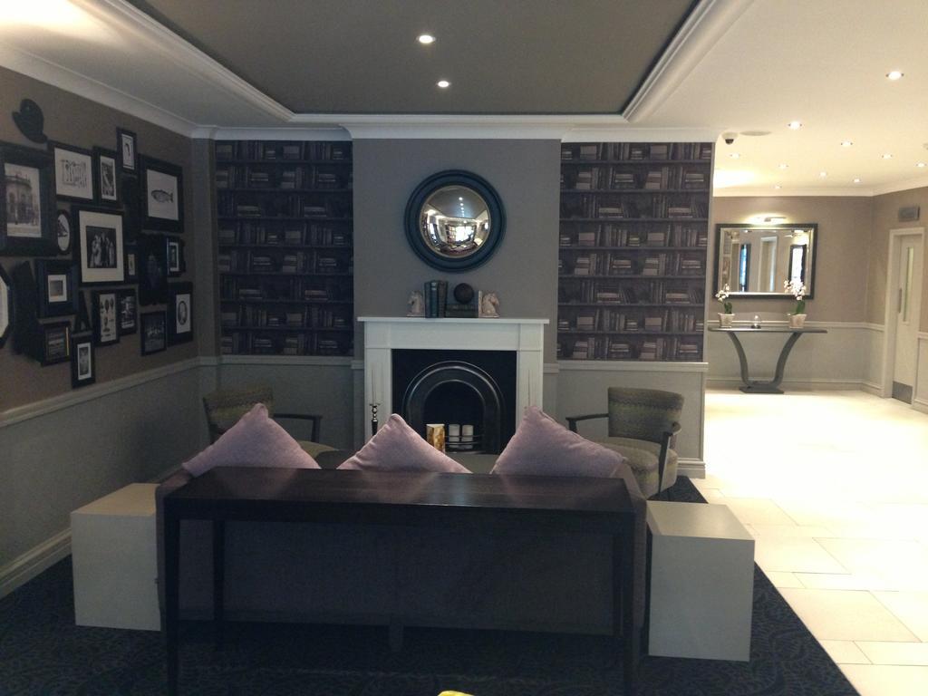 Cresta Court Hotel Altrincham Exteriér fotografie